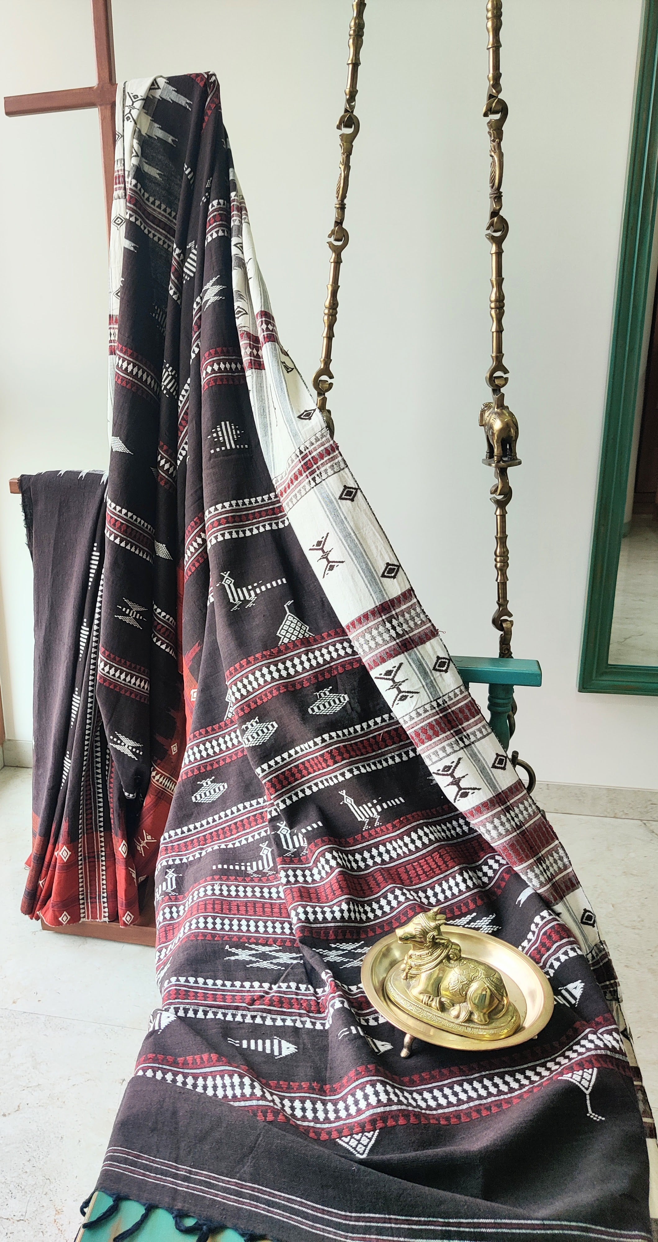 Blackish brown kotpad with ganga jamuna border