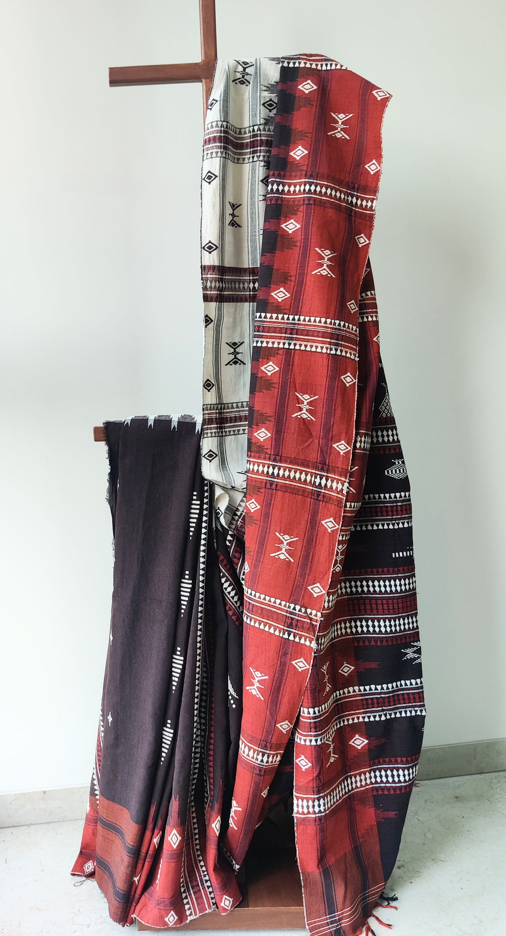 Blackish brown kotpad with ganga jamuna border