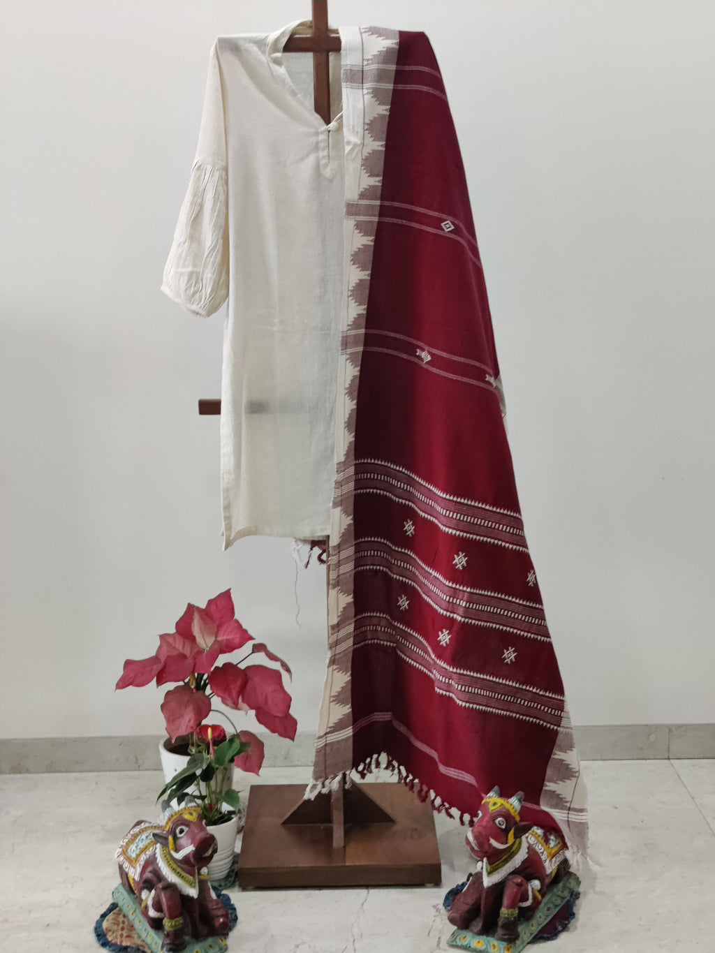 Maroon Kotpad dupatta