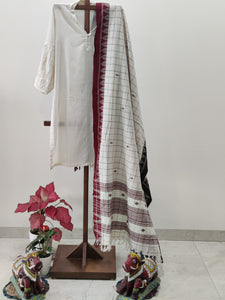 Off white checkered kotpad dupatta with Ganga Jamuna pallu