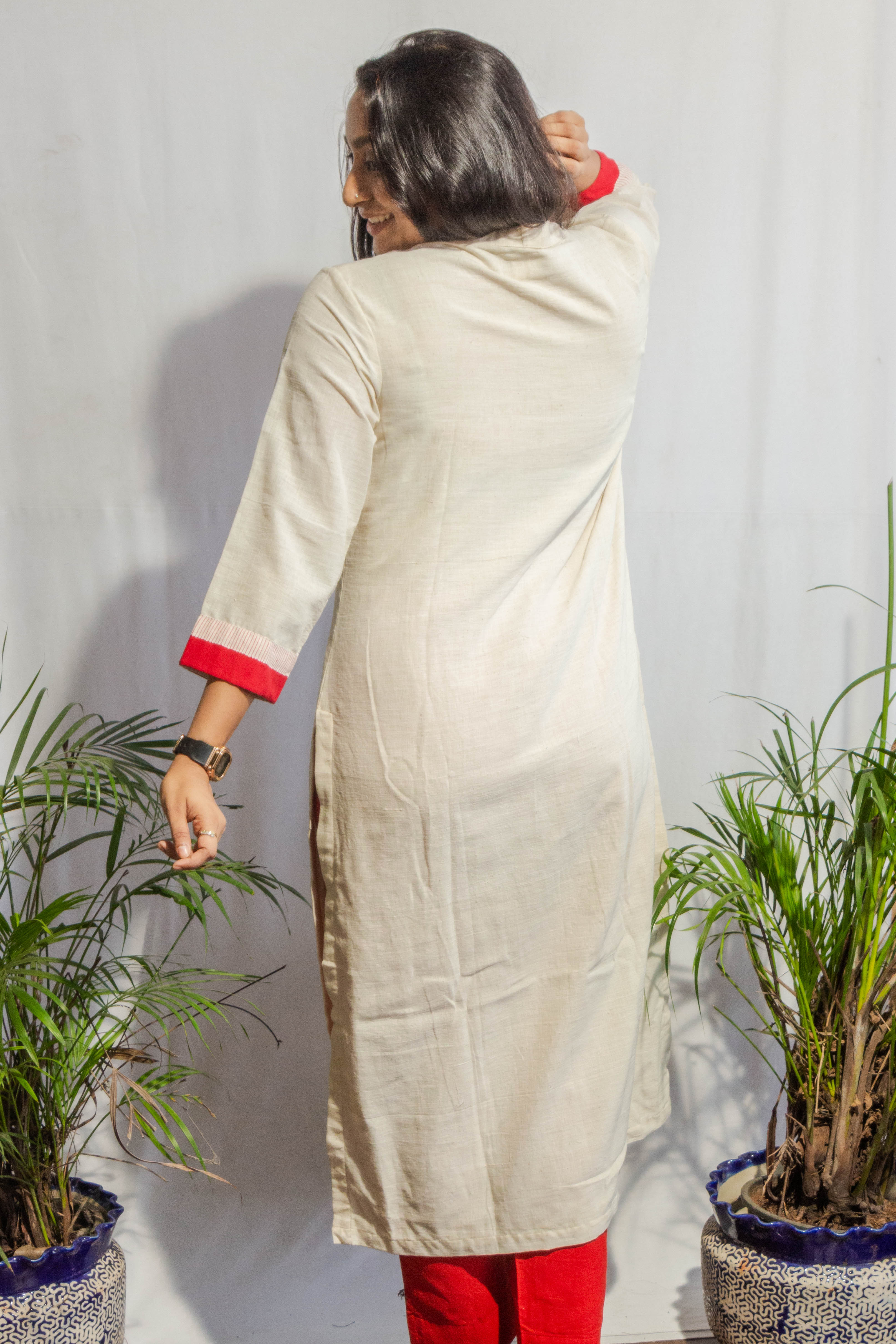 Off White Kora Kurta with Floral Embroidery