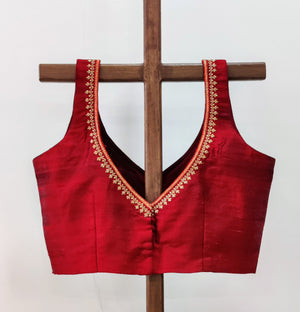 Aarna - sleeveless