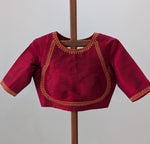 Aarna with zero neck