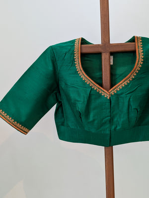 Aarna - green