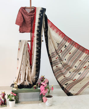 Biege Tassar kotpad with ganga jamuna border