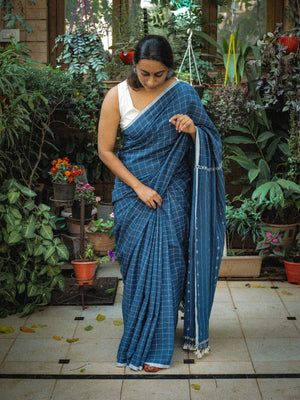 Shop Elegant Indigo Sarees Online - Latest Designs & Patterns | The Indian  Ethnic Co – THE INDIAN ETHNIC CO.