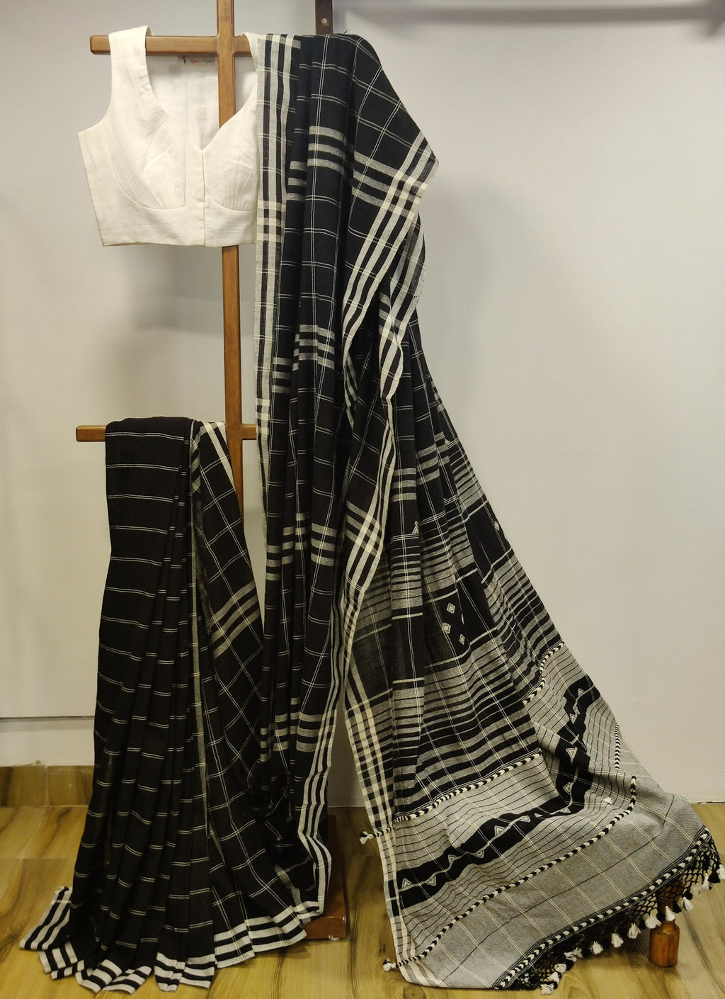 Black And Off-White Checkered Bhujodi Saree